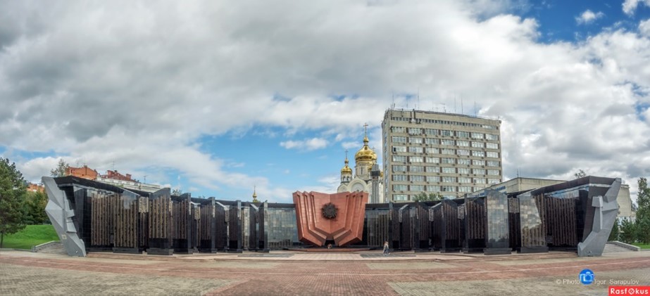 "Площадь Славы - память поколений"