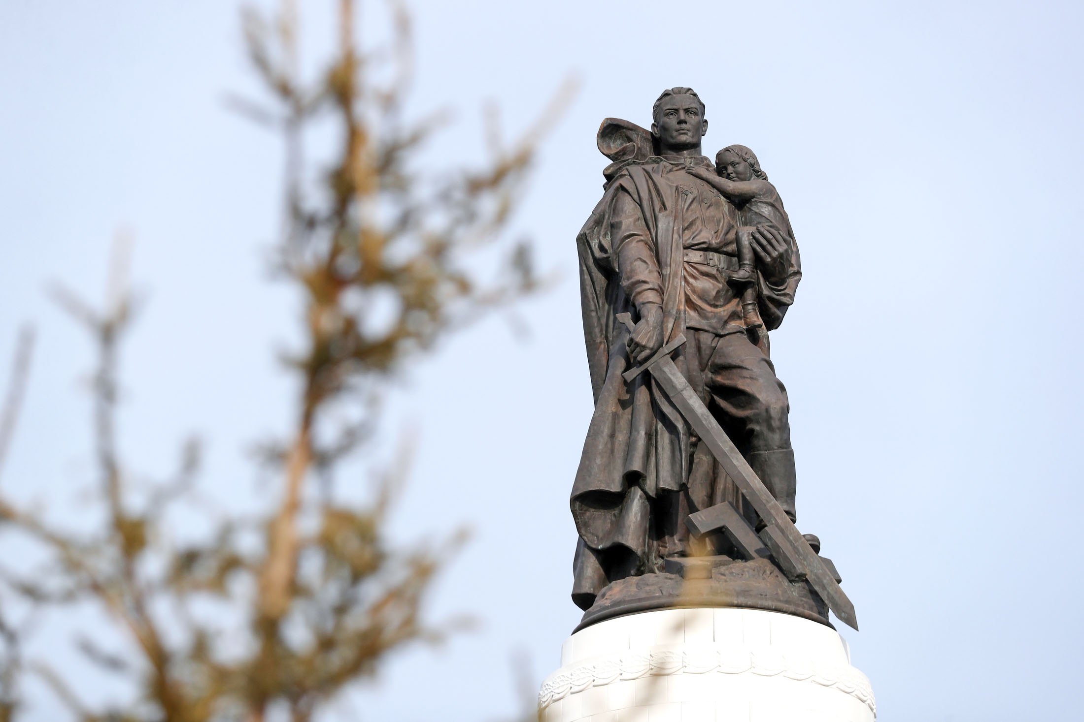 Мемориальный комплекс «Героям-сибирякам им. Н.И. Масалова»