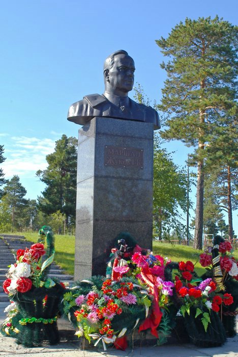 Бюст маршалу СССР Жукову Г.К.