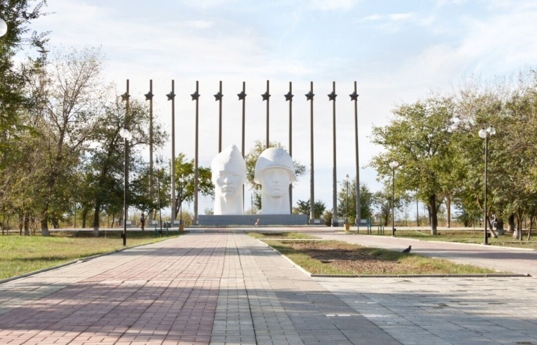 Навеки в памяти народной