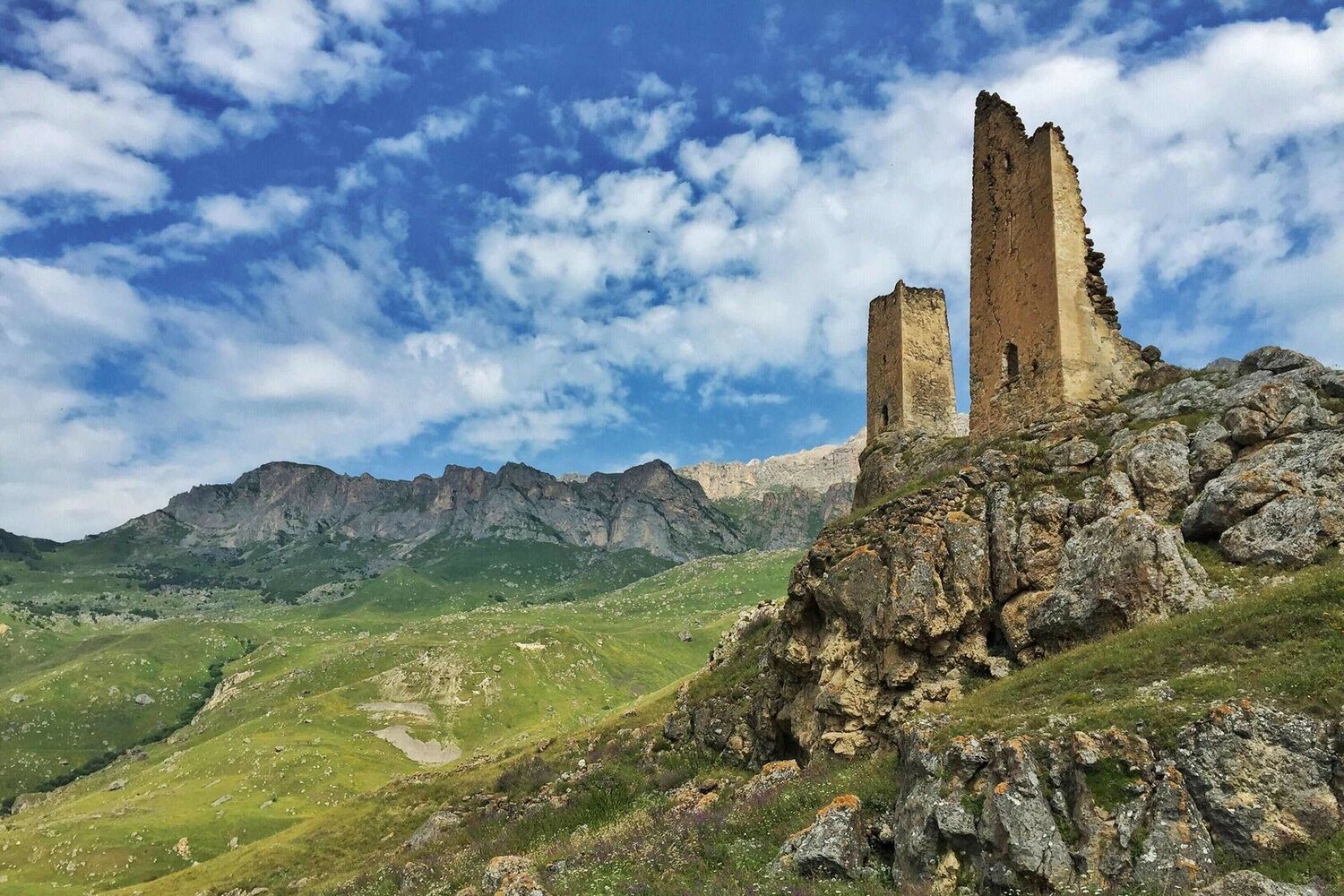 По следам Курта и Тага: В глубь веков и ущелий