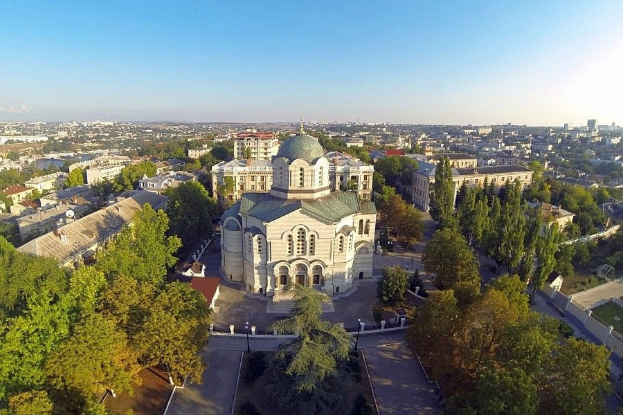 "Каменные страницы Севастопольской летописи"