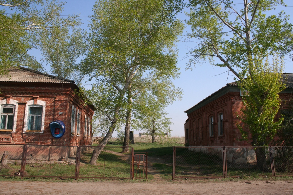 Кирпичики судьбы