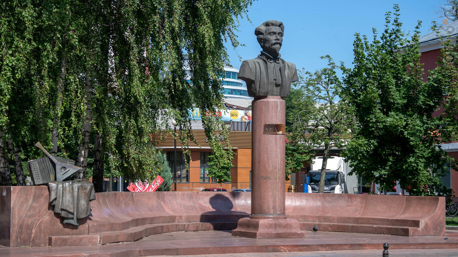 Туристический маршрут по паркам и скверам города Воронежа