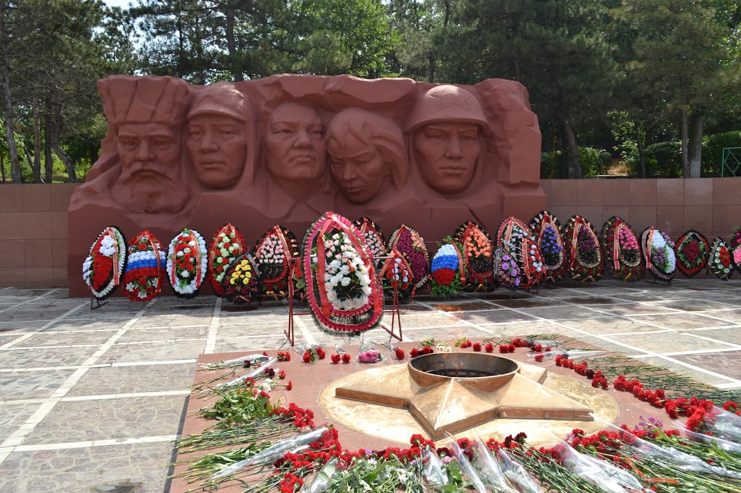 "Богатыри Джангара"